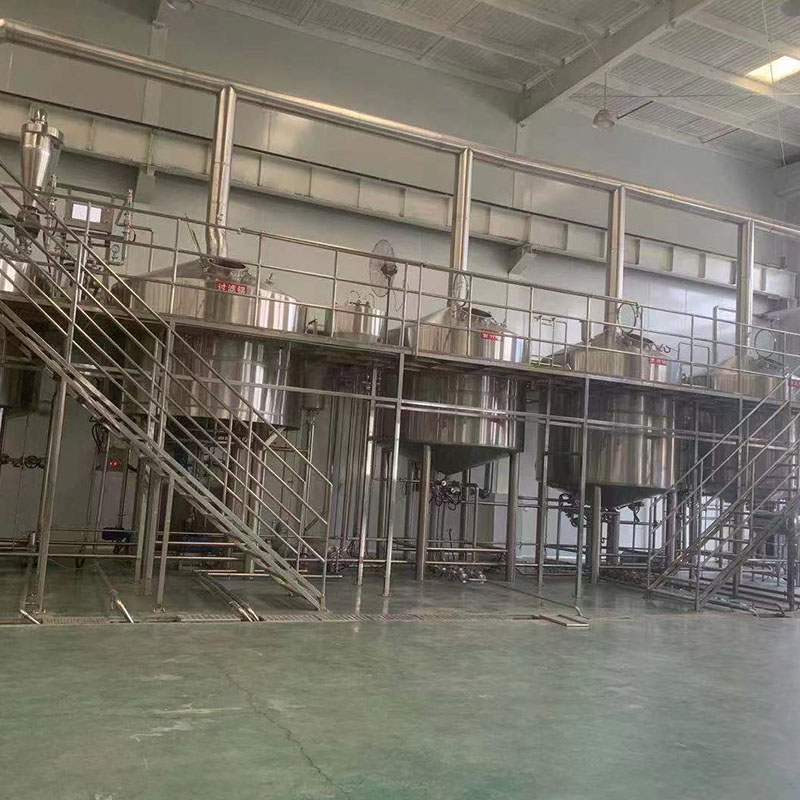 临翔精酿啤酒设备厂—平面布置、设备设计、制造、调试、培训等一条龙服务_COPY